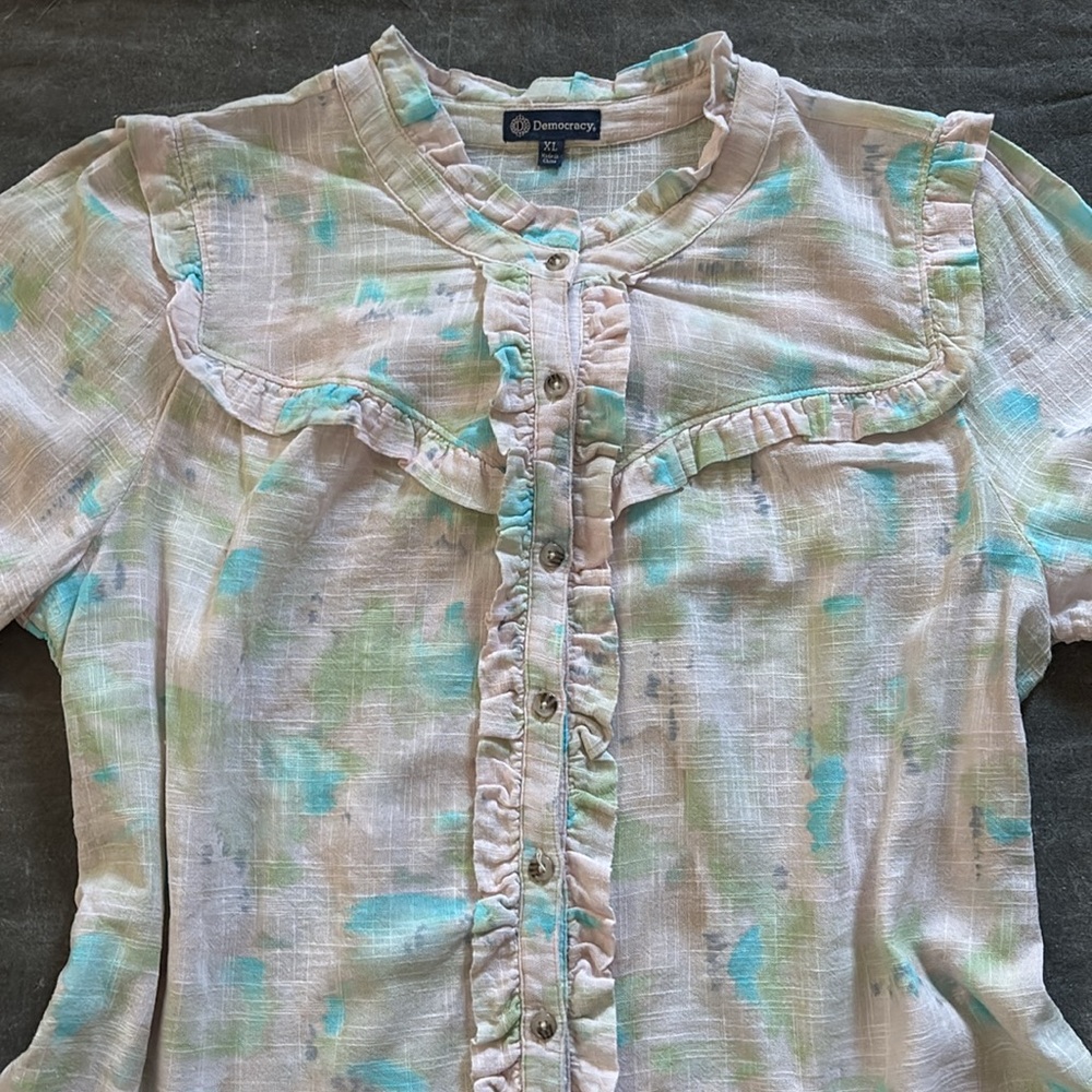 Democracy Elbow Sleeve button down ruffle trim yoke woven shirt/top XL - Picture 5 of 16